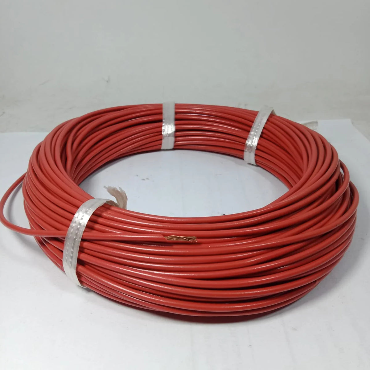 PVC Insulated 1 Core 40/76 Stranded Copper Wire – 30 Meter Roll